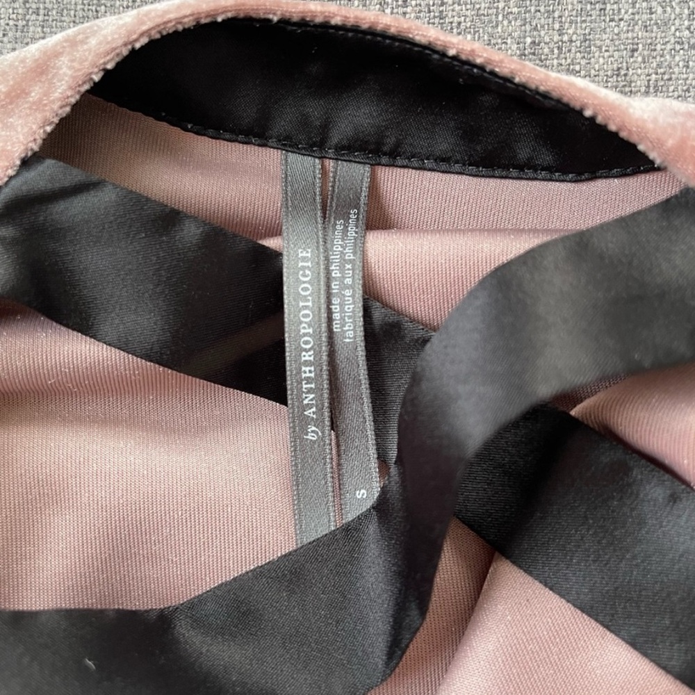 ANTHROPOLOGIE Open Laced Back Velvet Top XS - Picture 6 of 7